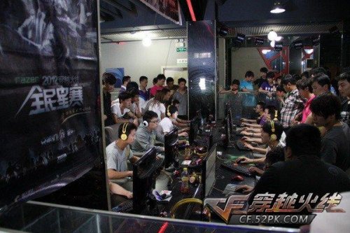 青少年五人 青少年五人